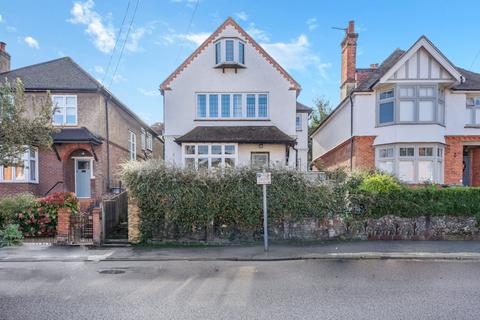 4 bedroom detached house for sale - Wodeland Avenue, Guildford, Surrey