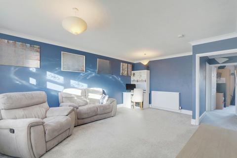 2 bedroom semi-detached bungalow for sale, Hilton Road, Canvey Island, SS8