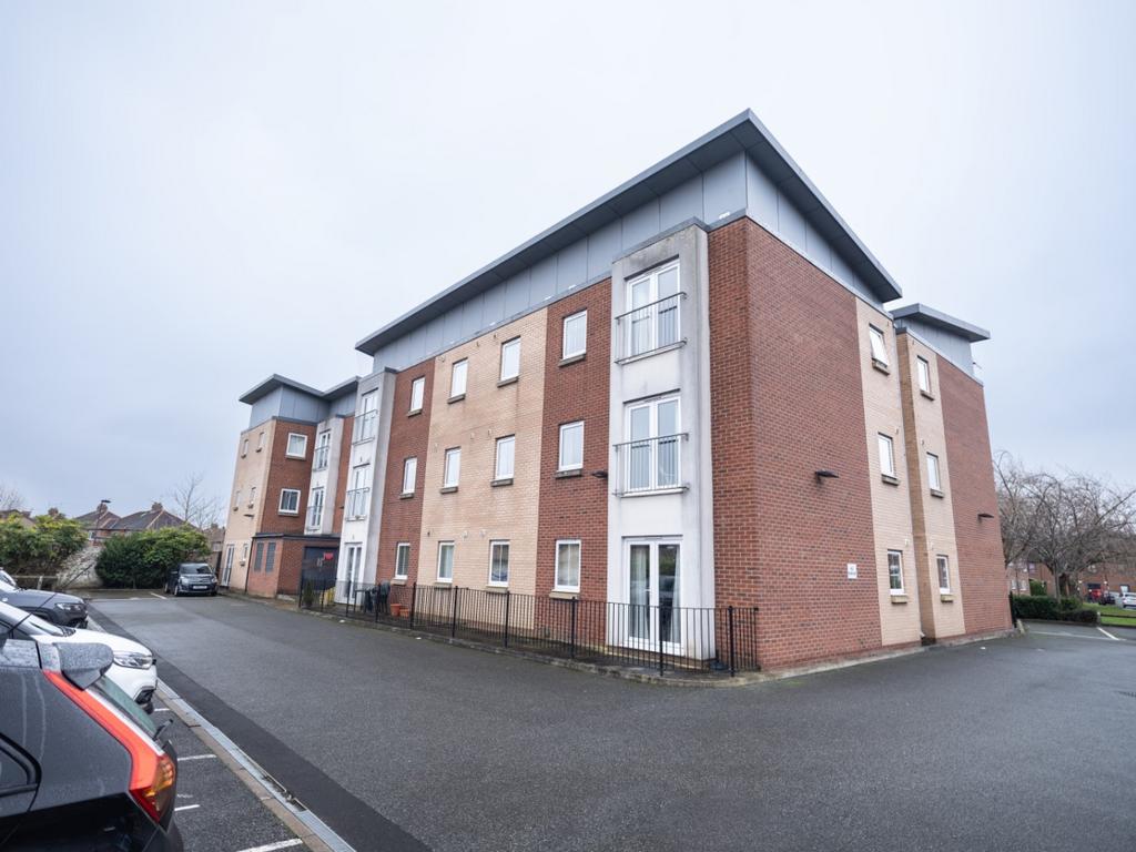 Apartment in Newcastle upon Tyne, Tyne and Wear - View 2