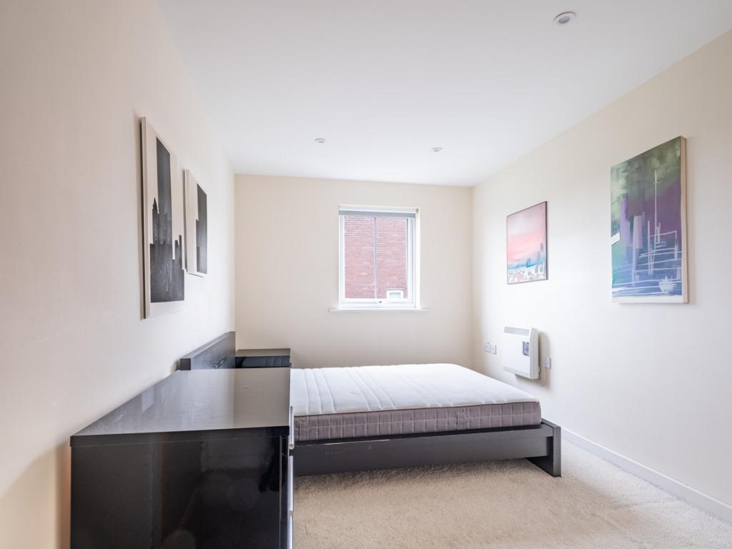 Apartment in Newcastle upon Tyne, Tyne and Wear - View 5