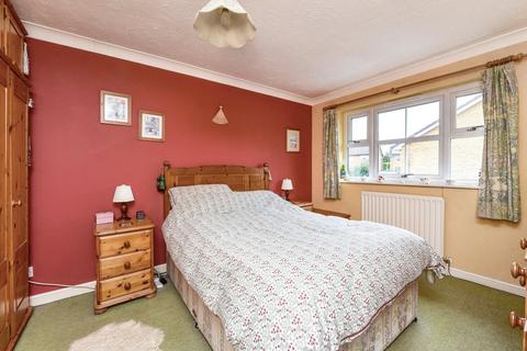16 Haydock Close, Alton, GU34 2TL
