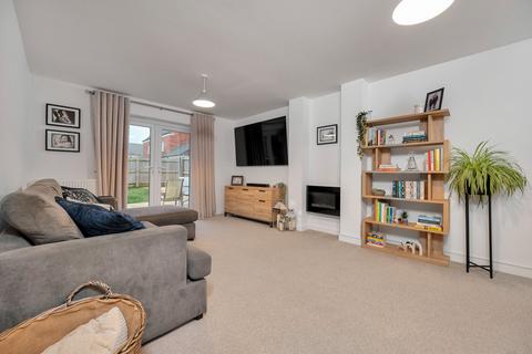 4 Ayr View, Bourne, PE10 0ZS