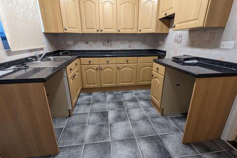 12 Elizabeth Close, Tilbury, RM18 8EW