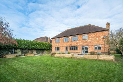 5 bedroom detached house to rent, The Green,  Nettlebed,  RG9