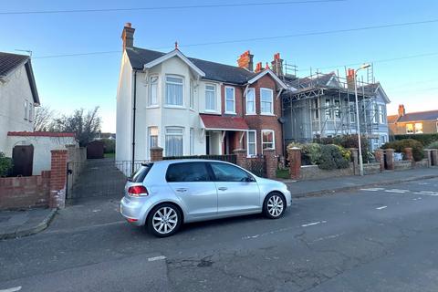 25 Herschell Square, Walmer, Deal, CT14 7SU