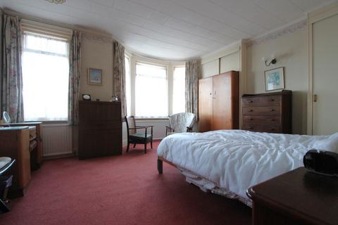 25 Herschell Square, Walmer, Deal, CT14 7SU