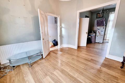 3 bedroom terraced house for sale - Keogh Road, London E15