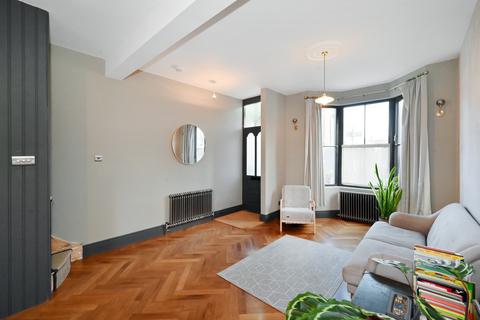 1 Cambrian Road, London, E10 7JE