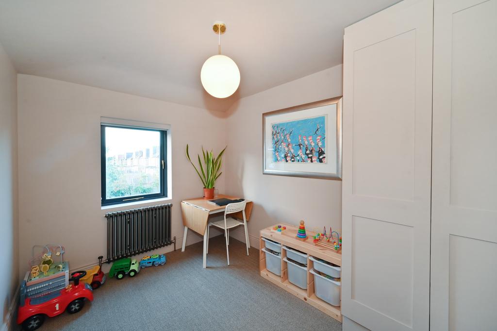 Photo 10