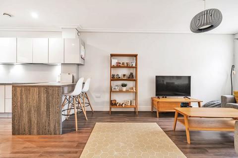 3 Farriers Walk, Horsham, RH12 1DS