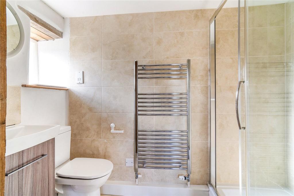 En Suite Bathroom