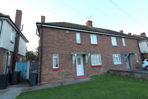 3 bedroom semi-detached house to rent, Park Drive, Dagenham , Essex, RM10