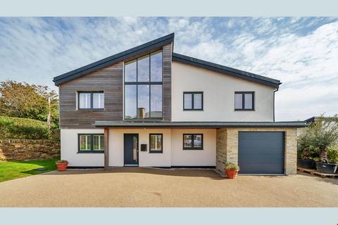 1 Melin Drive, Truro, TR1 3FU