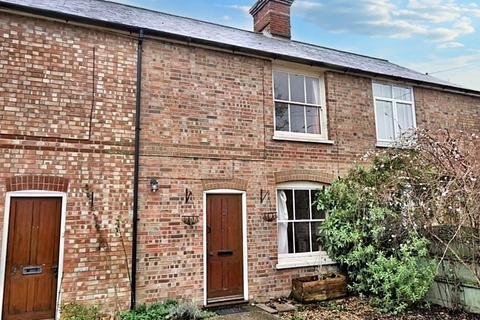 2 Cobblers Corner, Hintlesham, Ipswich, IP8 3QW