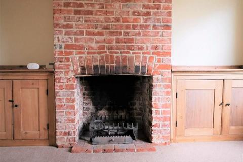 2 Cobblers Corner, Hintlesham, Ipswich, IP8 3QW