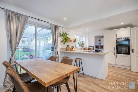 2 Ash Close, Hethersett, Norwich, NR9 3RE