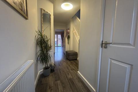 30 Brick Drive, Great Blakenham, Ipswich, IP6 0GJ