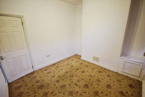 2 bedroom terraced house to rent, Smith Child Street, Tunstall