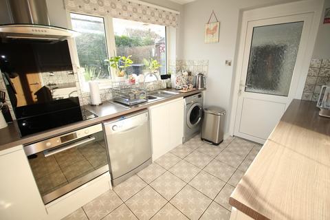 29 Broxburn Road, Warminster, BA12 8EY