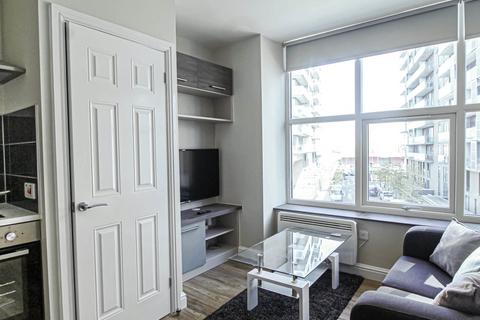 Studio to rent, Apt 19, Eagle House, Blackfriars Road M3