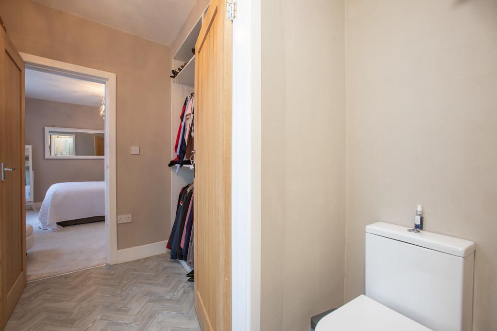 En-Suite to Dresing Room and Bedroom 1