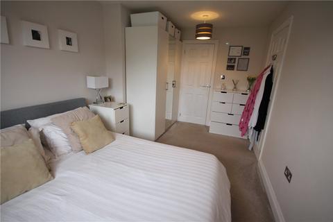 64 Bidhams Crescent, Tadworth, KT20 5HF