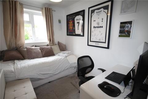 64 Bidhams Crescent, Tadworth, KT20 5HF