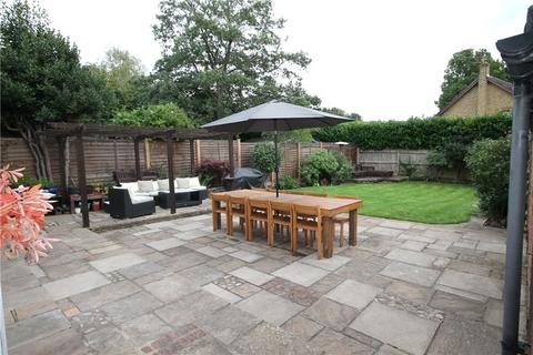 64 Bidhams Crescent, Tadworth, KT20 5HF