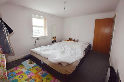 2 bedroom flat for sale, Holly Lodge, 28 Clarendon Road, Sale, M33