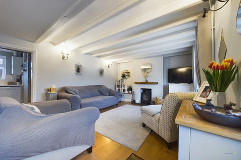 140 Smithfield Road, Uttoxeter, ST14 7LB
