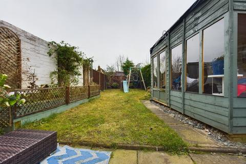 140 Smithfield Road, Uttoxeter, ST14 7LB