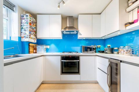 1 bedroom flat for sale, Barons Court Road,, Barons Court, London, W14