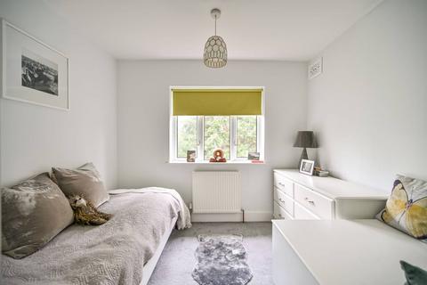 2 bedroom maisonette for sale, Powder Mill Lane, Whitton, Twickenham, TW2