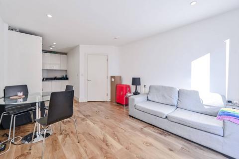 1 bedroom flat for sale - Warehouse Court, Woolwich Riverside, London, SE18