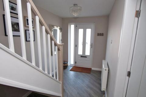 3 bedroom detached house for sale - LINDSEY DRIVE, HOLTON LE CLAY