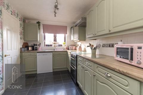 12 Cricket Close, Drayton, Norwich, NR8 6YA