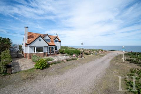 The Ravine The Warren, Easton Bavents, Southwold, IP18 6SU