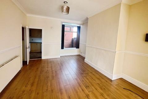33 Abingdon Road, Bolton, BL2 2RE