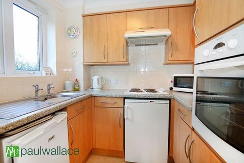 1 bedroom retirement property for sale, Friends Avenue, Central Cheshunt