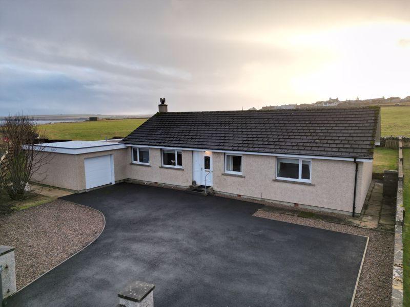 Burnside, Thurso 4 bed detached bungalow £255,000