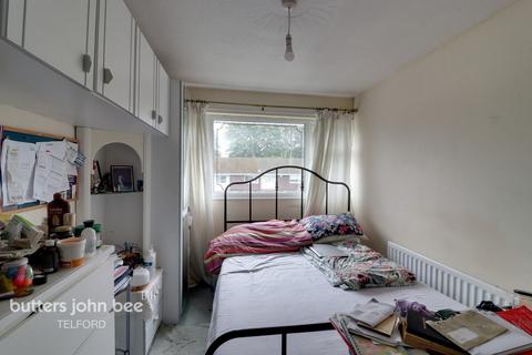 24 Broadway, Finchfield, Wolverhampton, WV3 9HQ