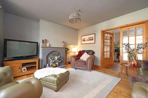 3 bedroom terraced house for sale, Edward Street, May Bank