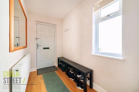 47 Morecambe Close, Hornchurch, RM12 5LT
