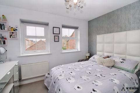 3 bedroom end of terrace house for sale - Greenwich Park, Hull, HU7