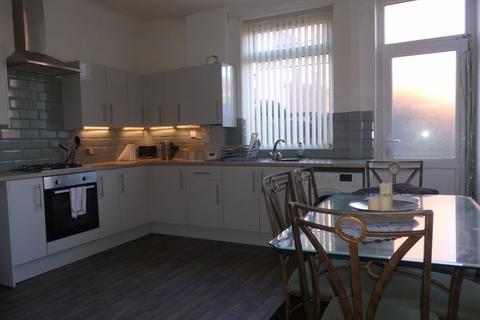 15 Glebe Street, Shaw, Oldham, OL2 7SF