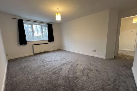 1 bedroom flat to rent, Inverness Court, Cumberland Place, Hither Green London,SE6 1LY