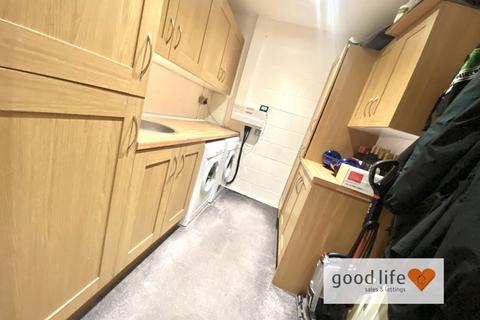 3 Swanmore, Sunderland, SR3 2FN