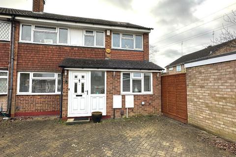 4 bedroom semi-detached house for sale, L&D Borders, Luton LU4