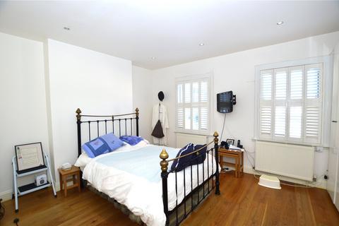 1 bedroom apartment to rent, Graces Road, London, SE5