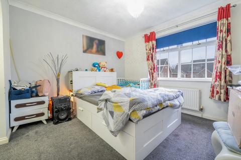 2 bedroom apartment for sale, Artillery Mews, Tilehurst Road, Reading